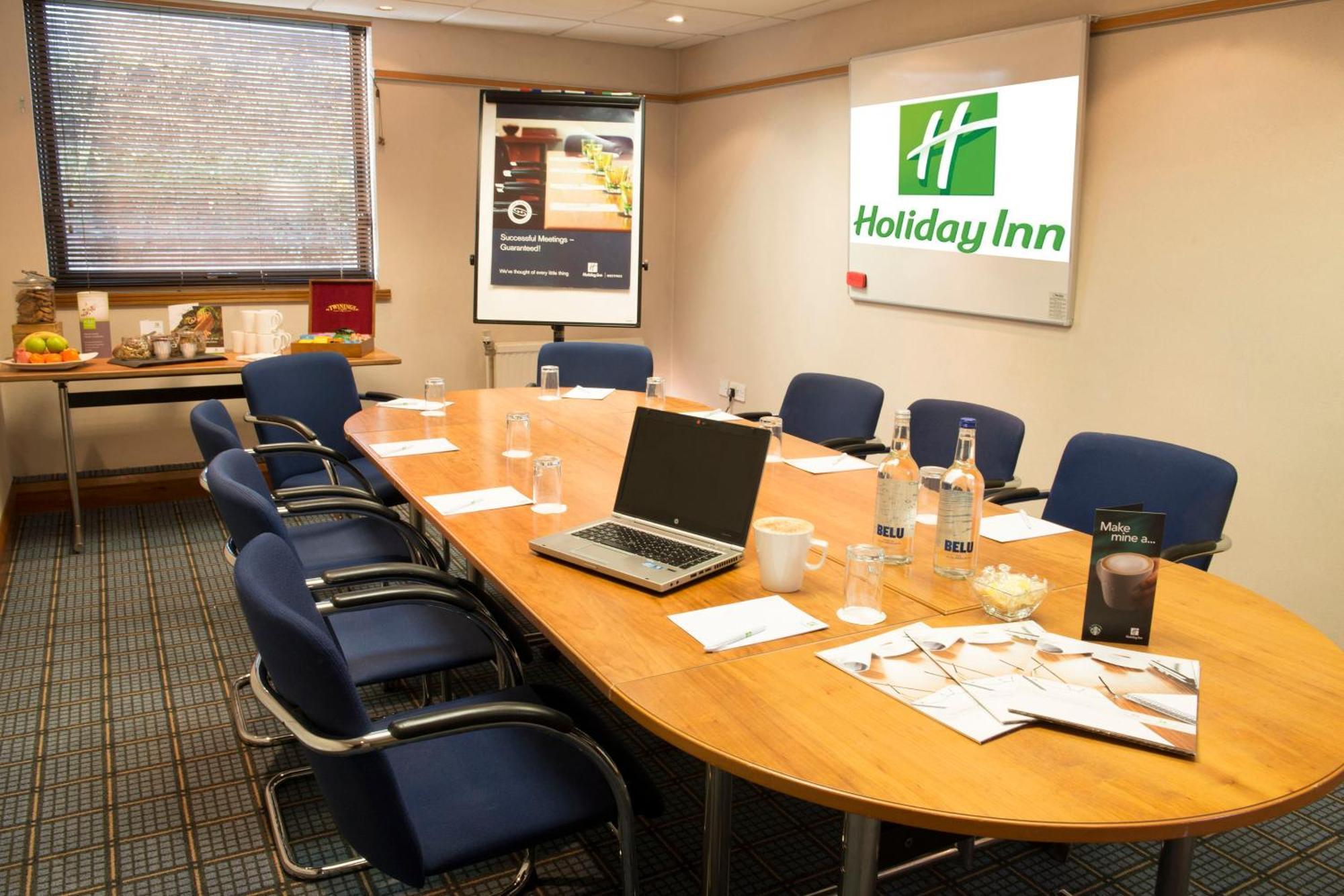 Holiday Inn Brentwood By Ihg Екстериор снимка